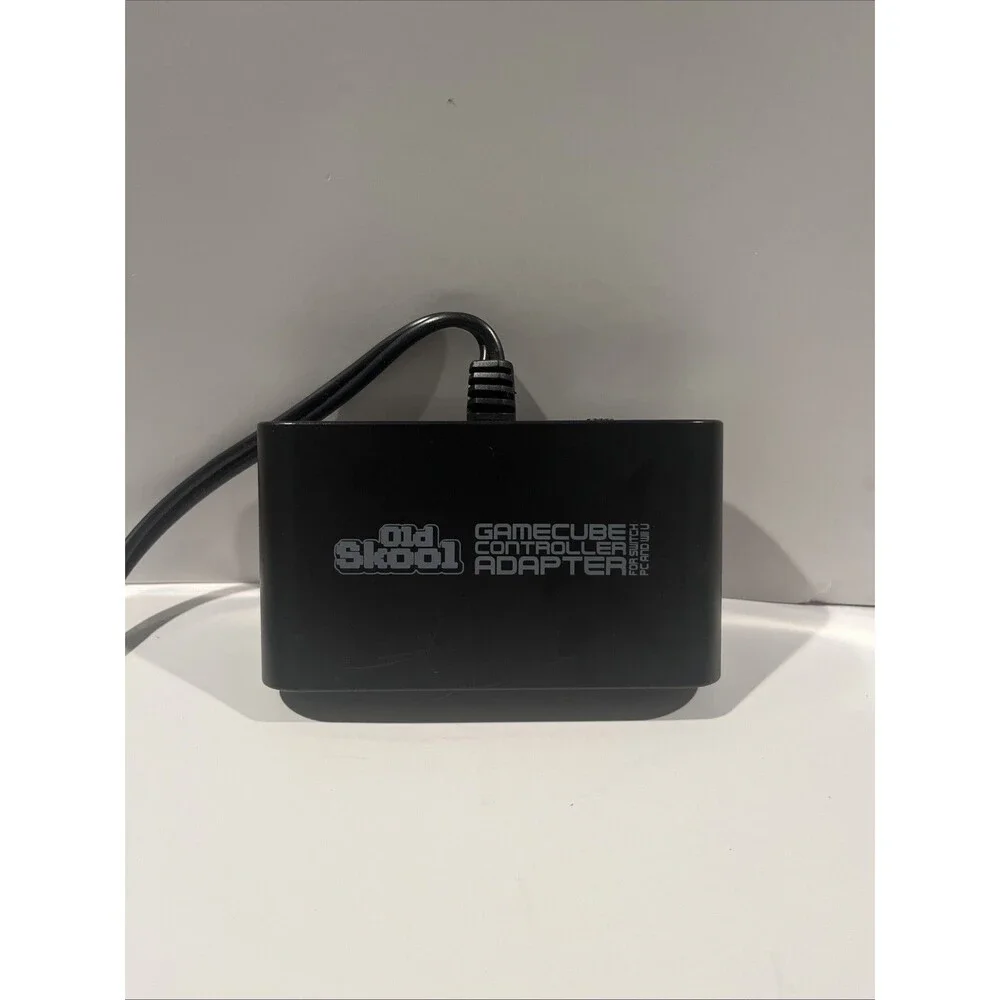Nintendo WUP-028 GameCube Controller Adapter